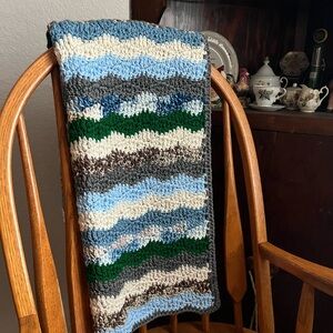 Beautiful Crocheted Wave Pattern Blanket